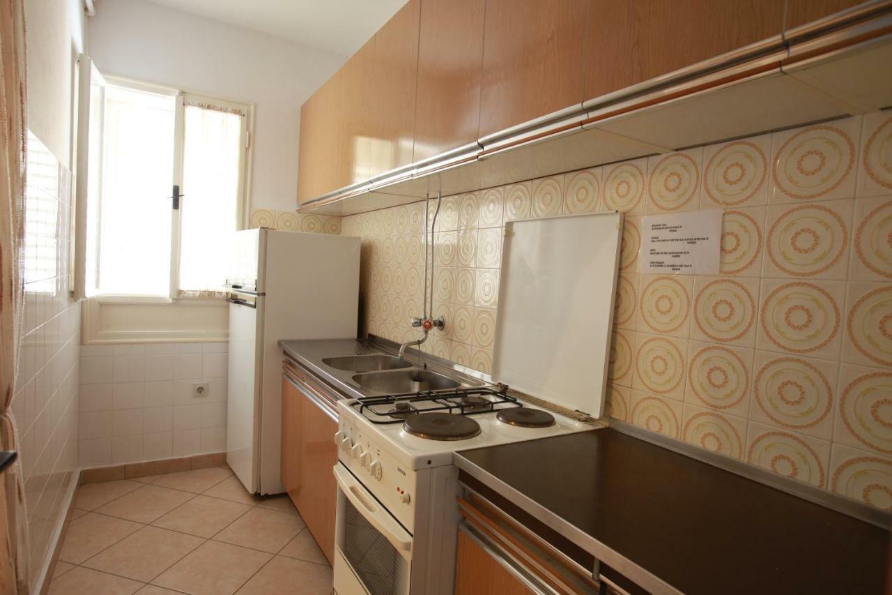 Apartments & Room Jagoda バスカ エクステリア 写真