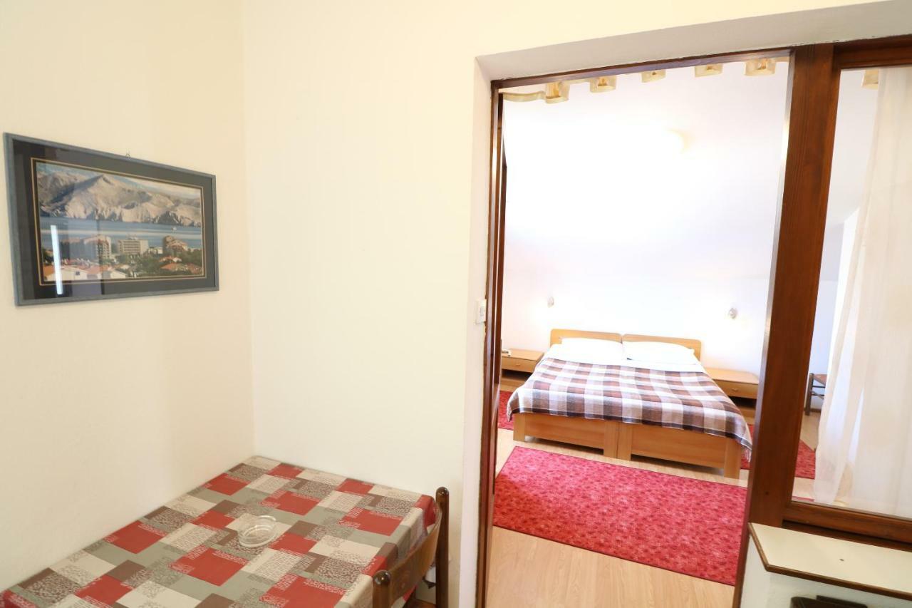 Apartments & Room Jagoda バスカ エクステリア 写真