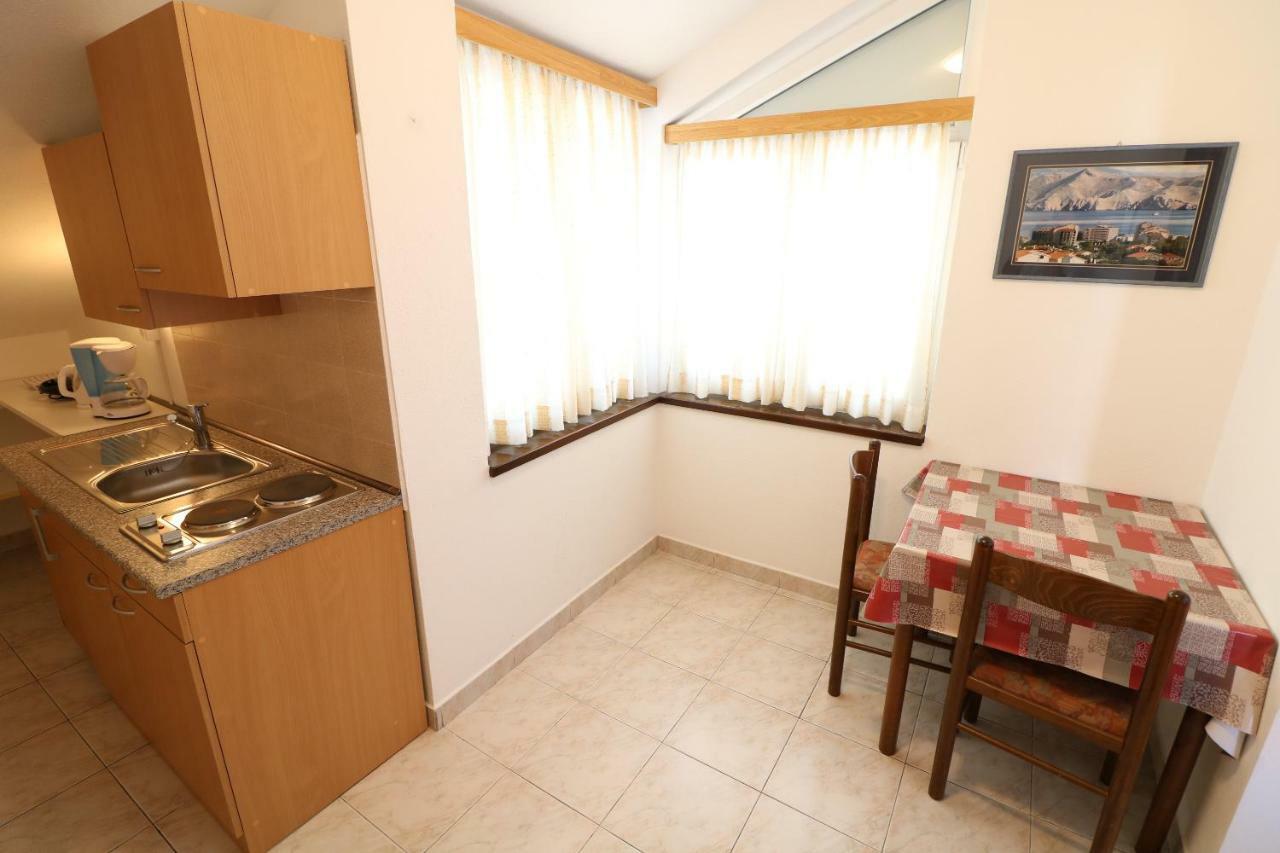 Apartments & Room Jagoda バスカ エクステリア 写真